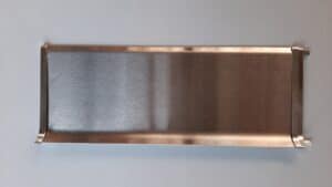 Фотография фурнитуры для плинтуса из нержавеющей стали Фотография фурнитуры для плинтуса из нержавеющей стали